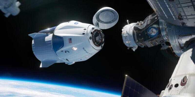 NASA certyfikuje statek kosmiczny Crew Dragon do lotu na ISS