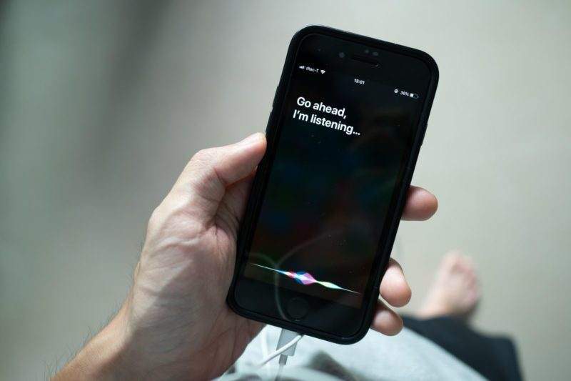 Apple kupiło irlandzki startup Voysis, aby ulepszyć Siri